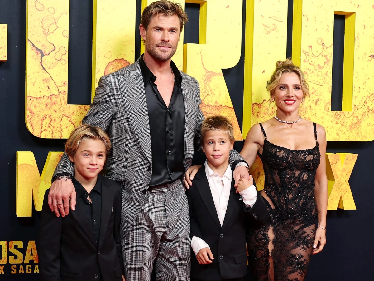 Chris Hemsworth family photo